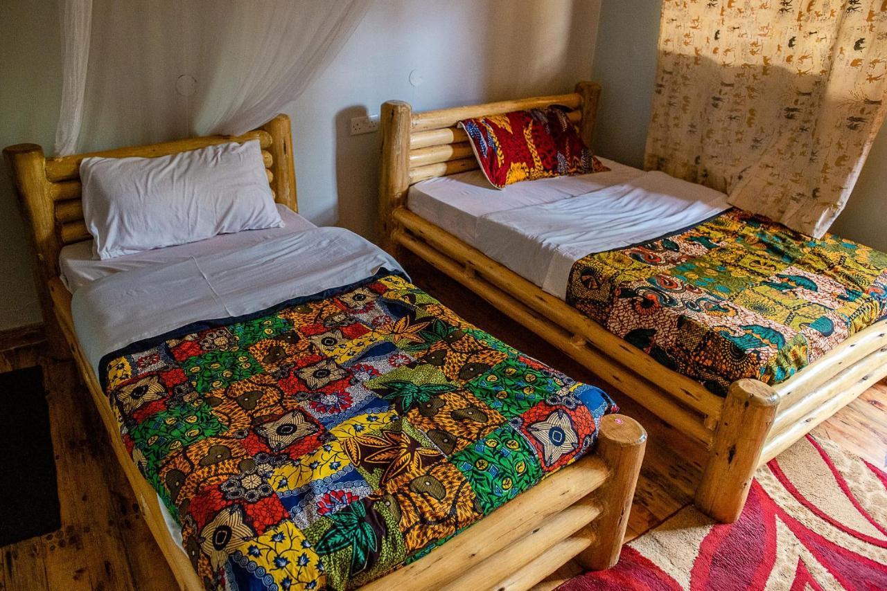 Elite Backpackers Services Masaka Eksteriør bilde