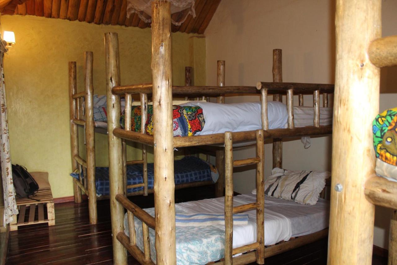 Elite Backpackers Services Masaka Eksteriør bilde