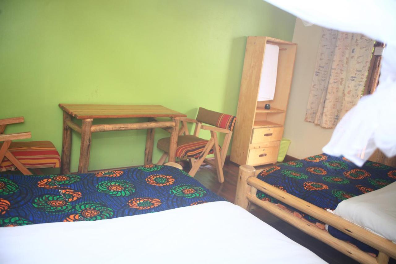Elite Backpackers Services Masaka Eksteriør bilde